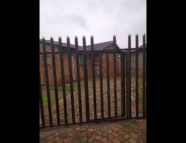 3 BEDROOM HOUSE FOR SALE IN KWA THEMA